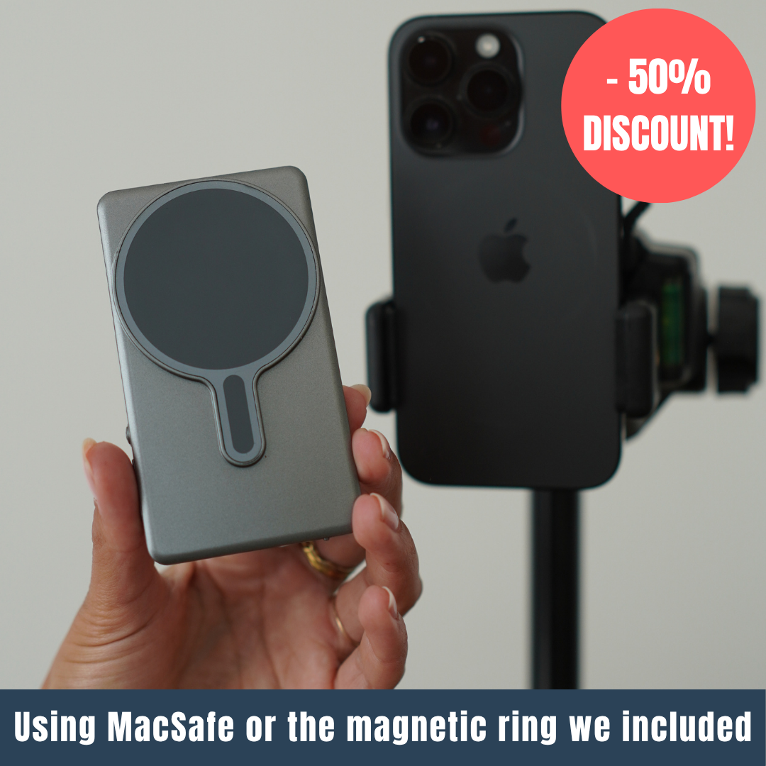 Magnetic Selfie Monitor