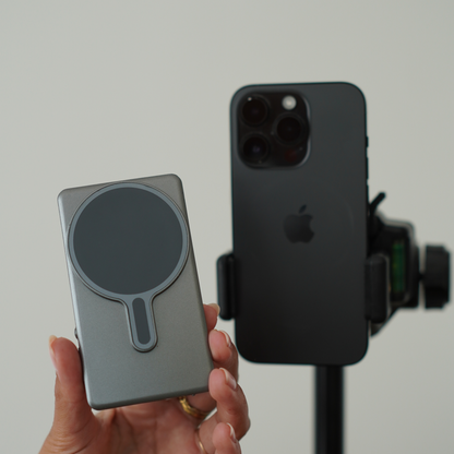 Fliq Magnetic Selfie Monitor – Preview Screen with Accessories