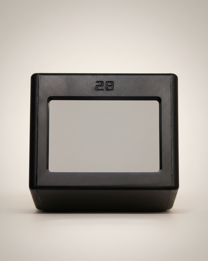 Fliq Optical Viewfinder mounted on camera hot shoe front view