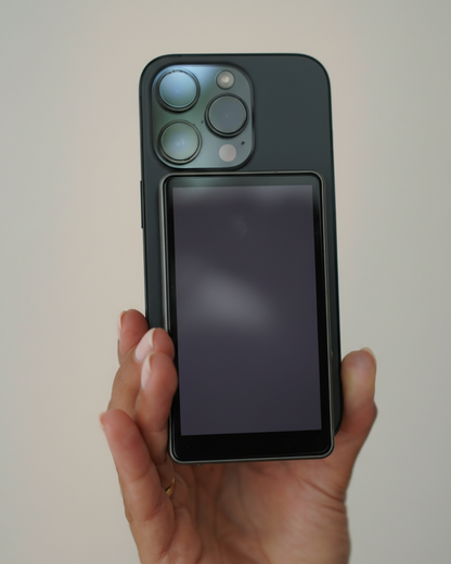 Fliq - Magnetic Selfie Monitor V2