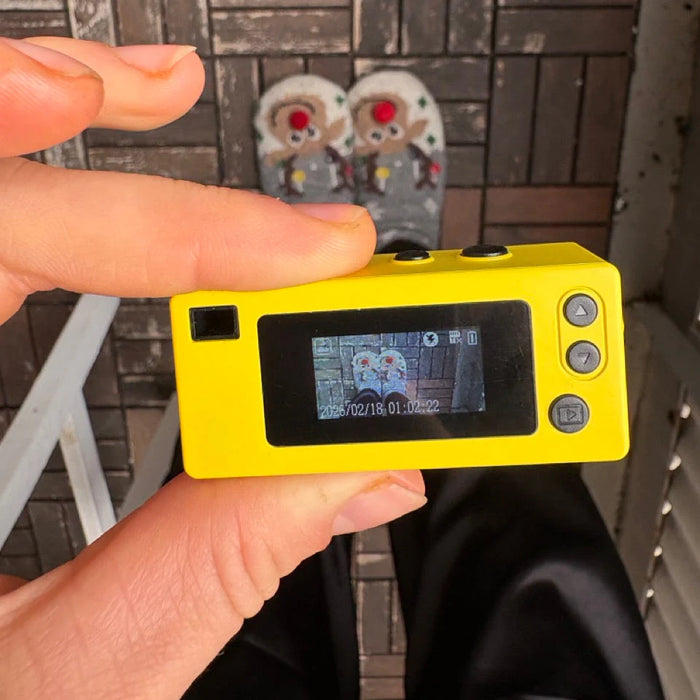 Tiny travel camera