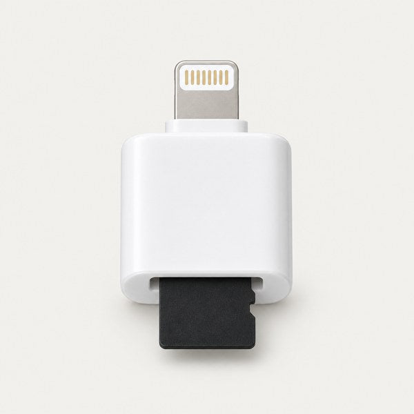 SD card reader (Lightning)